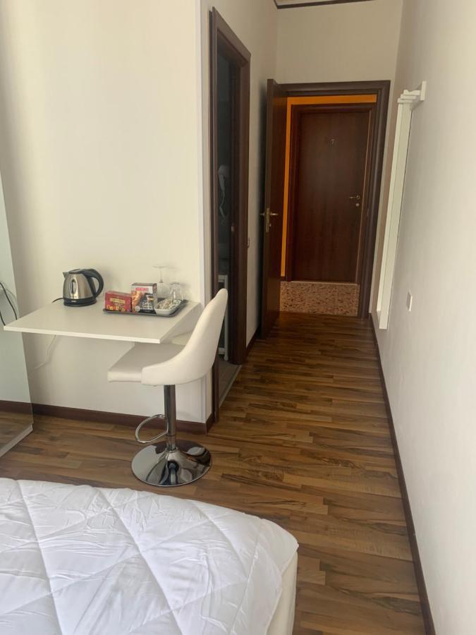 Albergo Al Lago Анфо Экстерьер фото